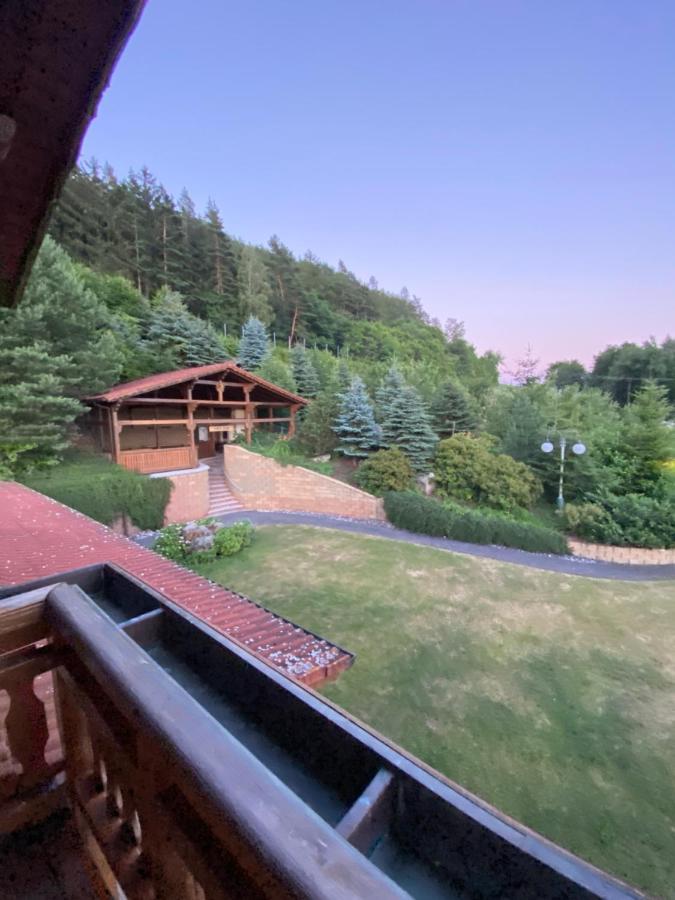 Hotel Selsky Dvur Perštejn Exterior foto