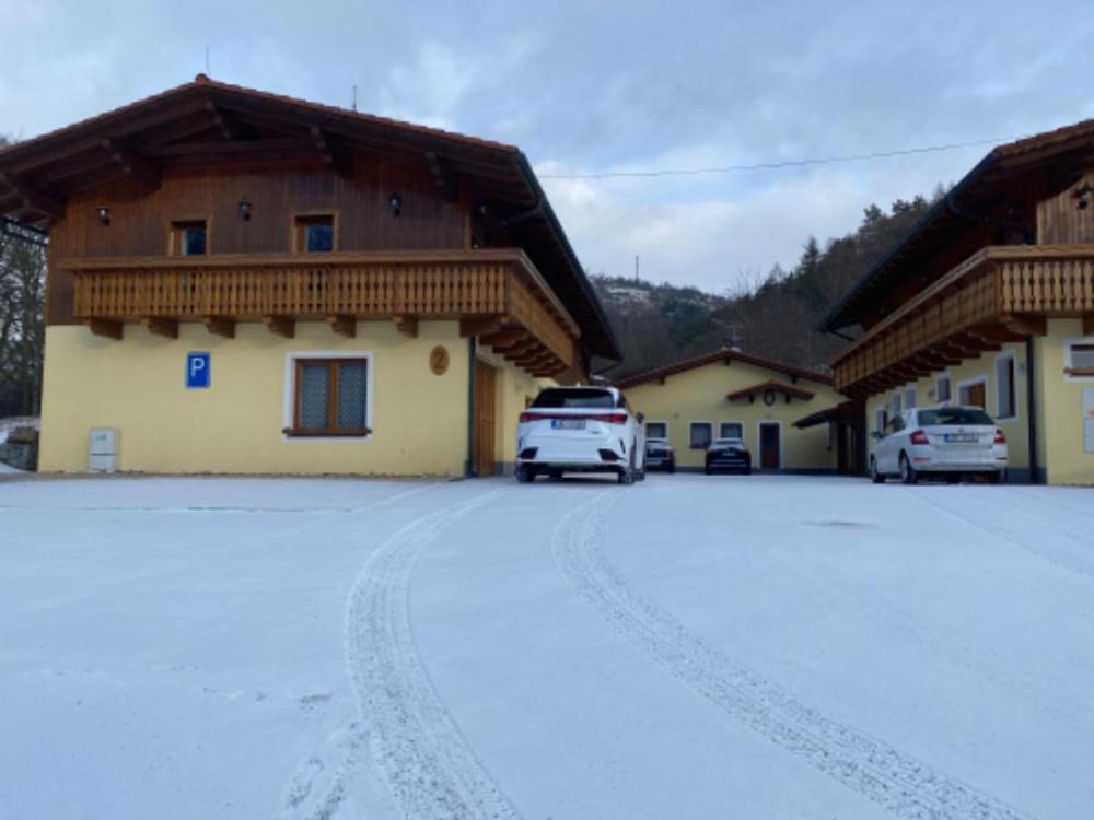 Hotel Selsky Dvur Perštejn Exterior foto